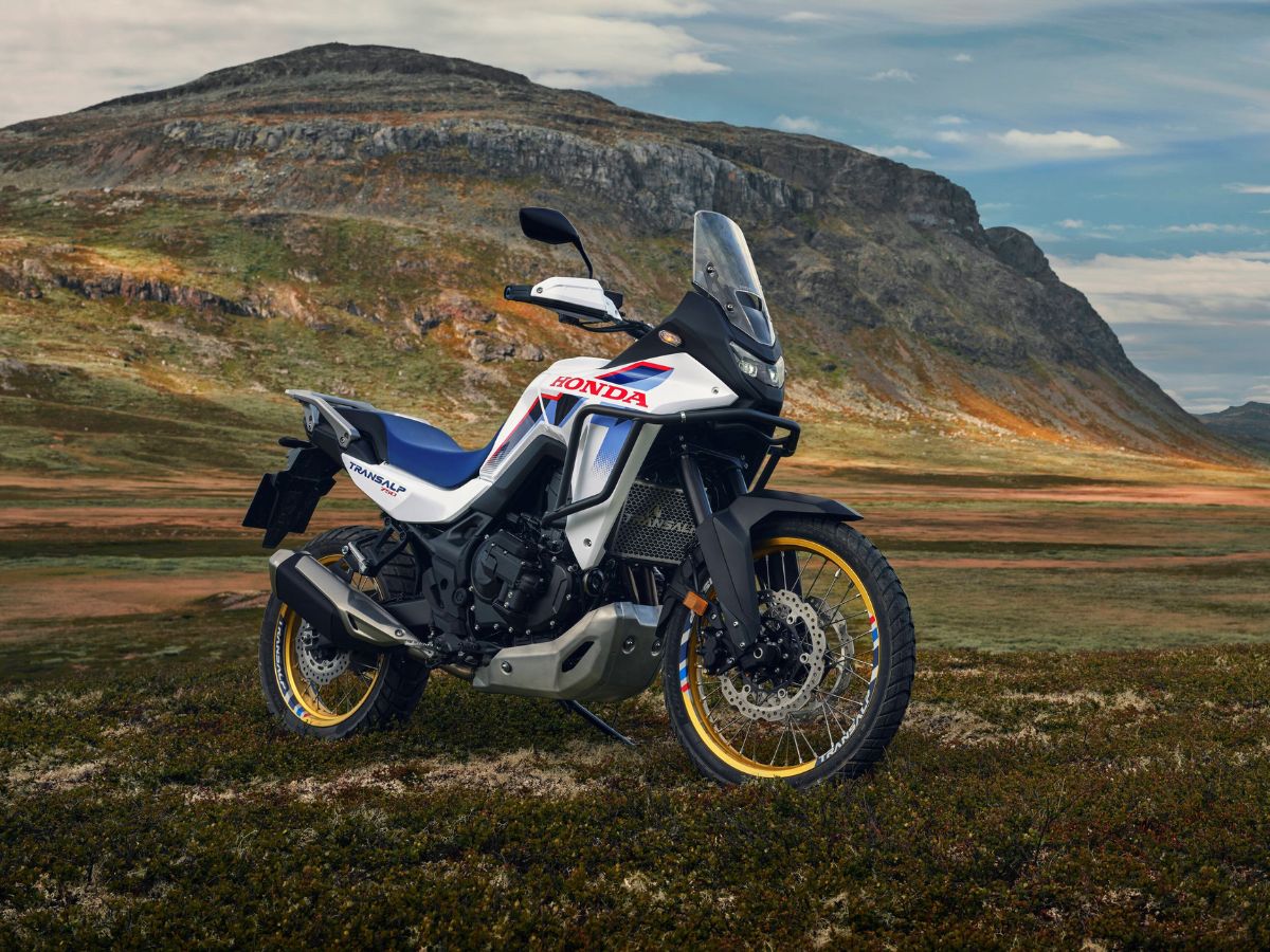 Honda XL750 Frontal
