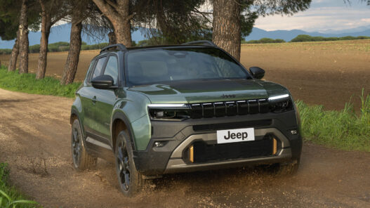 Jeep Avenger 85 Aniversario 2026 color verde