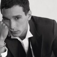 Joel Sánchez, actor: "Prefiero ganar menos dinero y tener más libertad que vivir atrapado por el trabajo aunque esté forrado" Joel Sánchez posa en una sesión de fotos para Rísbel Magazine