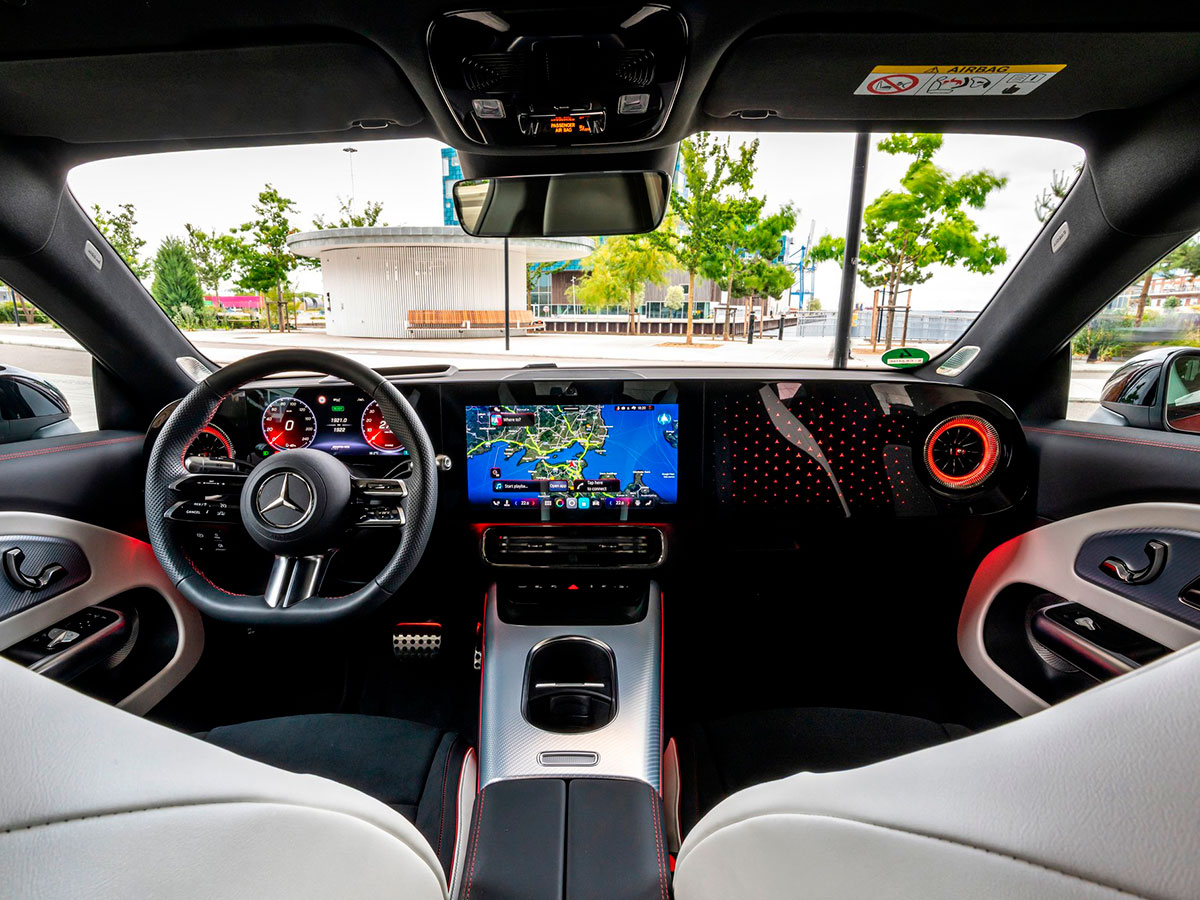 Mercedes-CLA-Interior