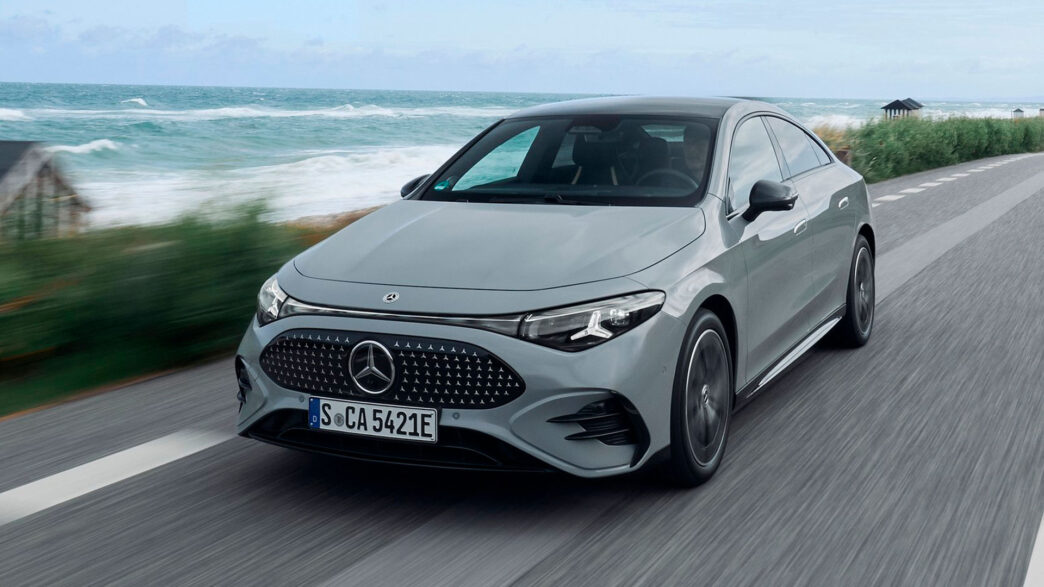 Nuevo Mercedes CLA gris, uno de los mejores coches eléctricos de 2026