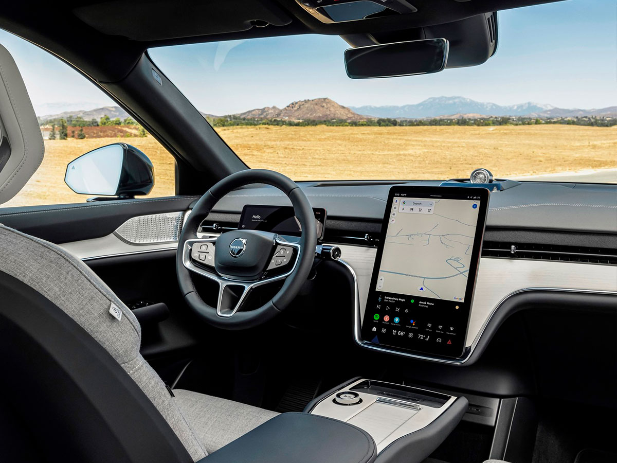 Volvo EX90 interior