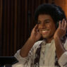 Escena del biopic Michael Jackson en la que aparece grabando en un estudio