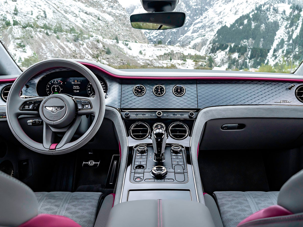 coches deportivos elegantes Interior Continental GT