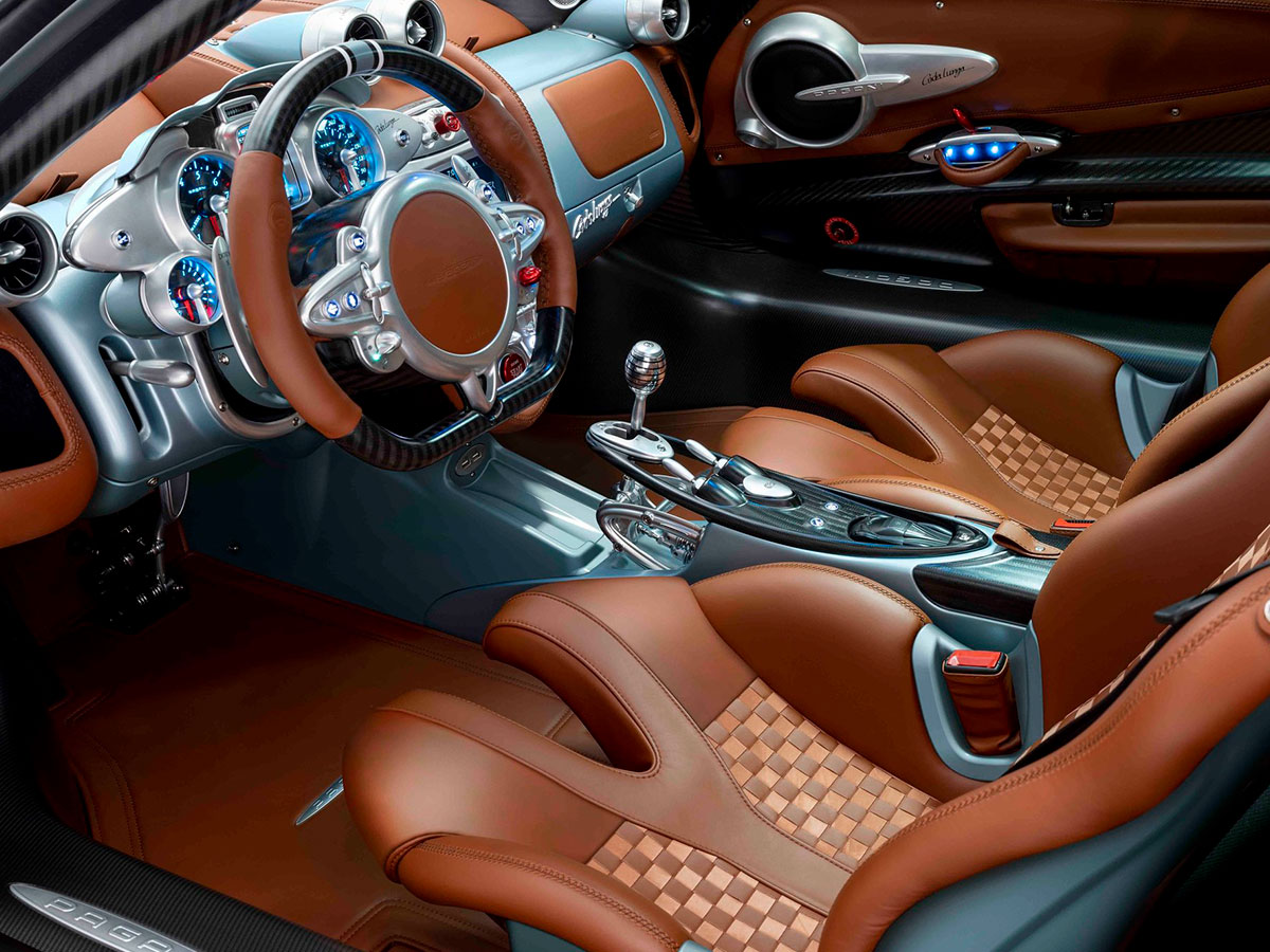 Interior del Pagani Huayra Codalunga