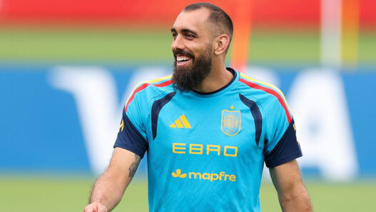 el futbolista Borja Iglesias de la selección española entrenando durante el Mundial 2026