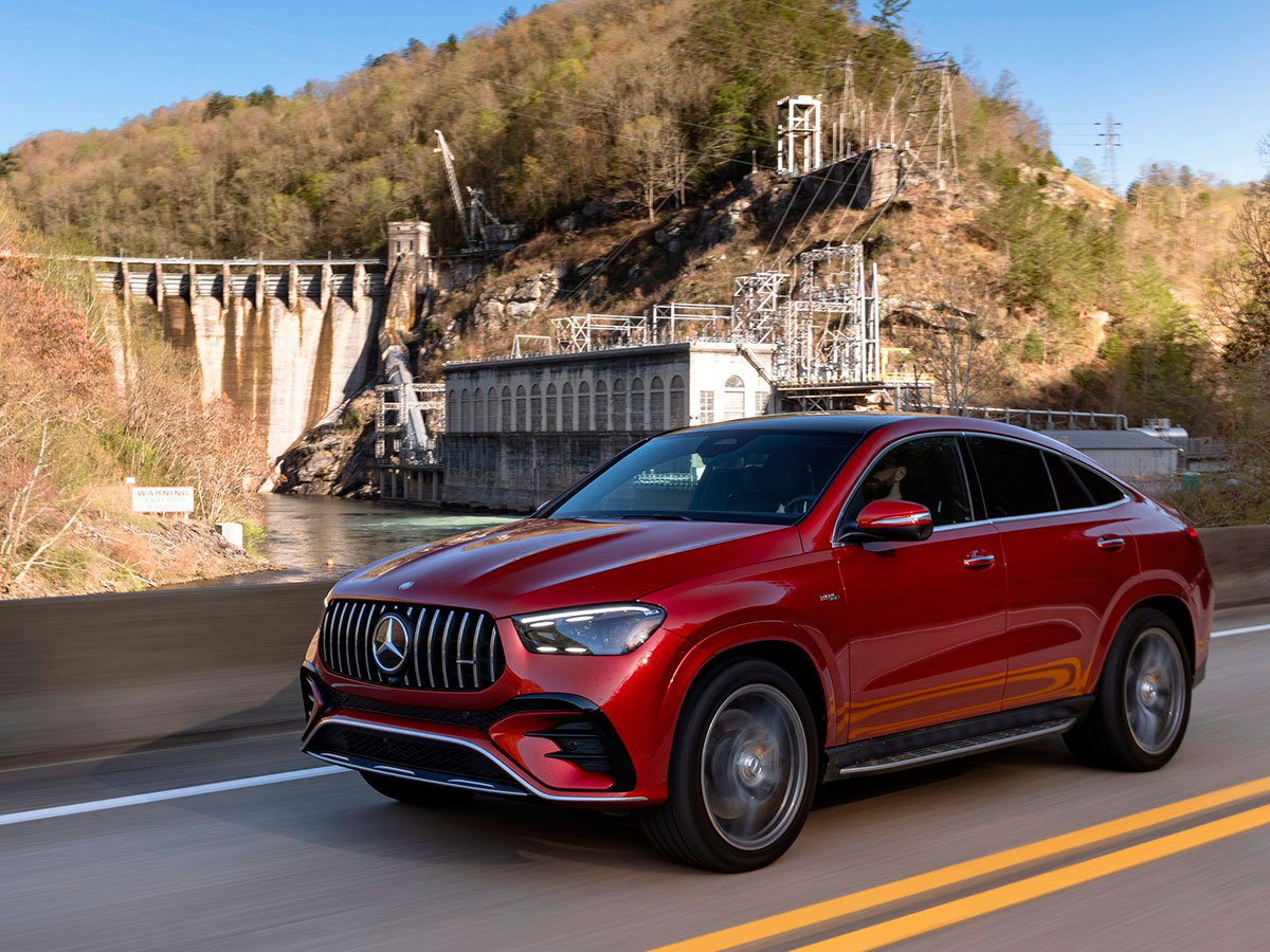 Mercedes-AMG GLE 53 Coupé rojo