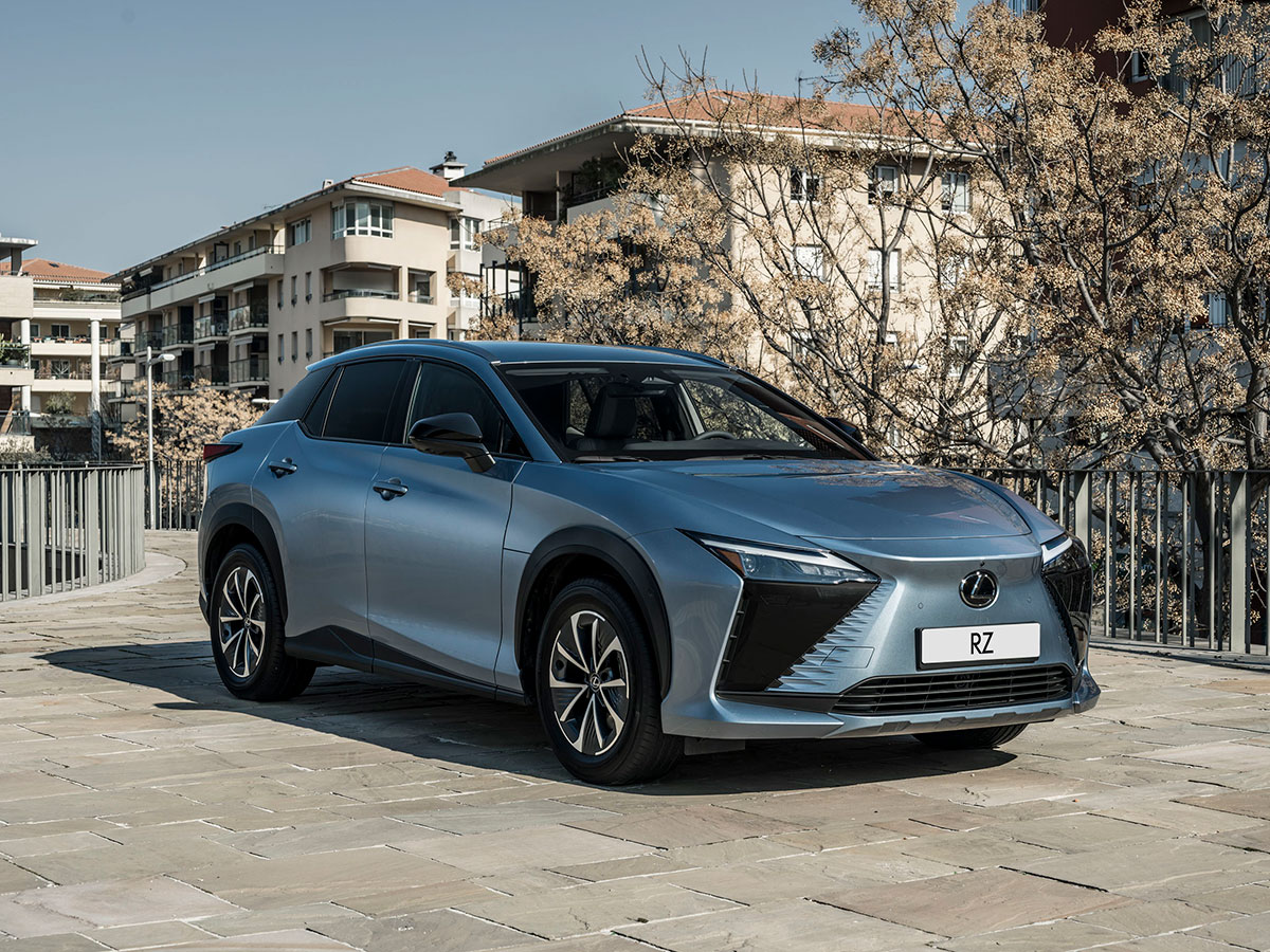 Coche Lexus RZ