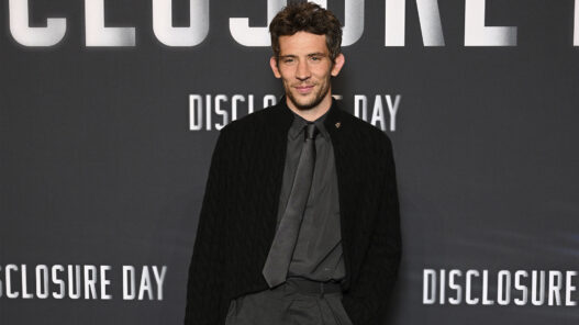 Josh O´Connor, en la premiere de Disclosure Day en Paris.