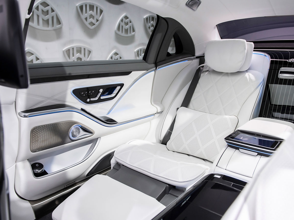 Interior del Mercedes Maybach S 680