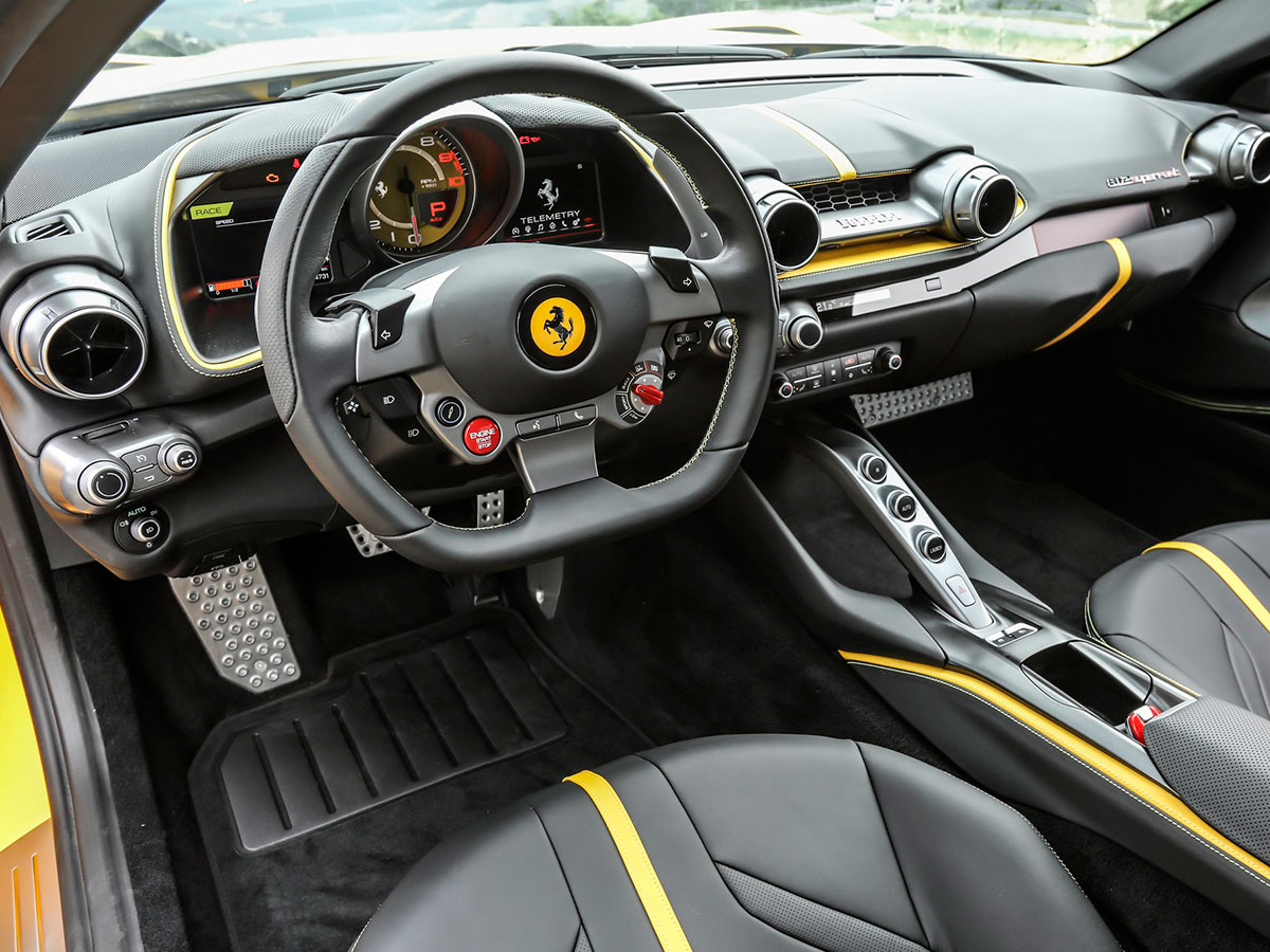 Interior del Ferrari 812