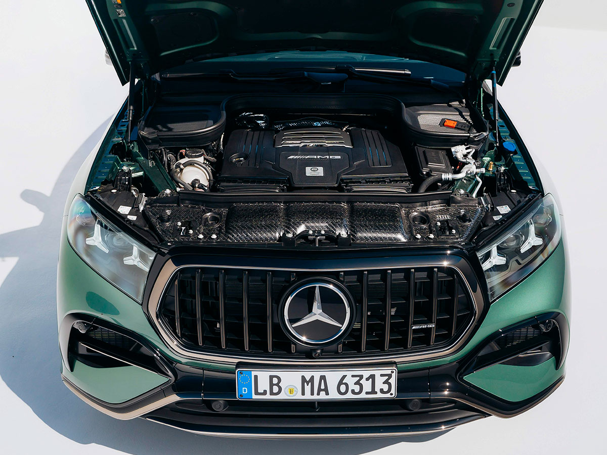 Motor del Mercedes V8 biturbo del GLE 63
