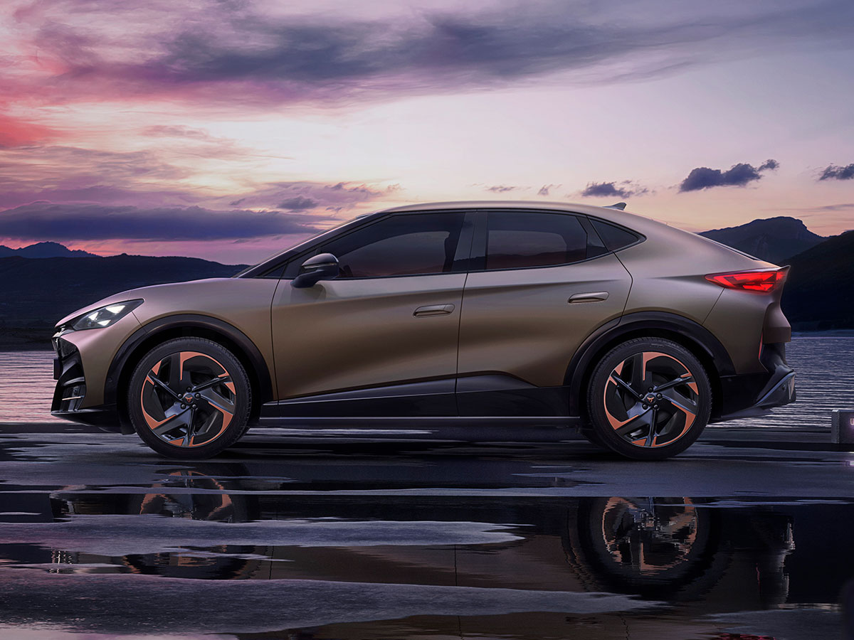 Nuevo Cupra Tavascan 2026 vista perfil