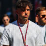 Raúl Asencio en el paddock del Gran Premio de Fórmula 1 de Barcelona 2026
