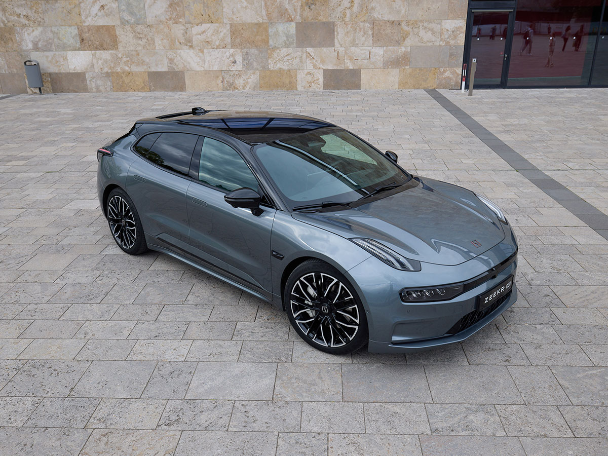 Zeekr 001 gris
