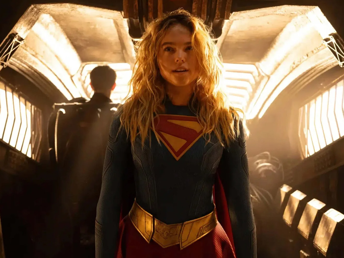 escena de la película Supergirl