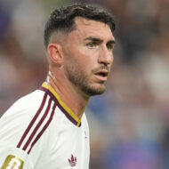 Ni Lamborghini ni Porsche: Aymeric Laporte tiene el garaje más exclusivo de toda la Selección Española con 3 coches que superan los 2,5 millones de euros Aymeric Laporte semifinal España Francia Mundial 2026