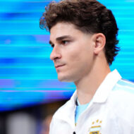 Ni Porsche ni Aston Martin: Julián Álvarez solo tiene un coche y es mucho más sencillo de lo que te imaginas Julián Álvarez Mundial 2026 Argentina - Egipto Octavos de final