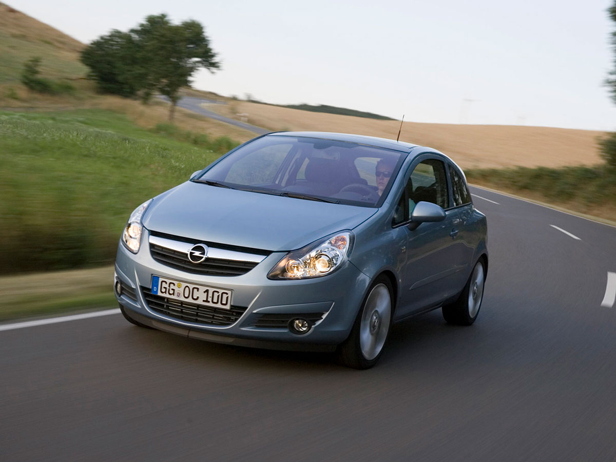 Opel Corsa gris azulado