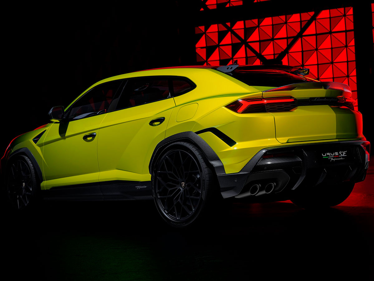 Lamborghini Urus amarillo 2026