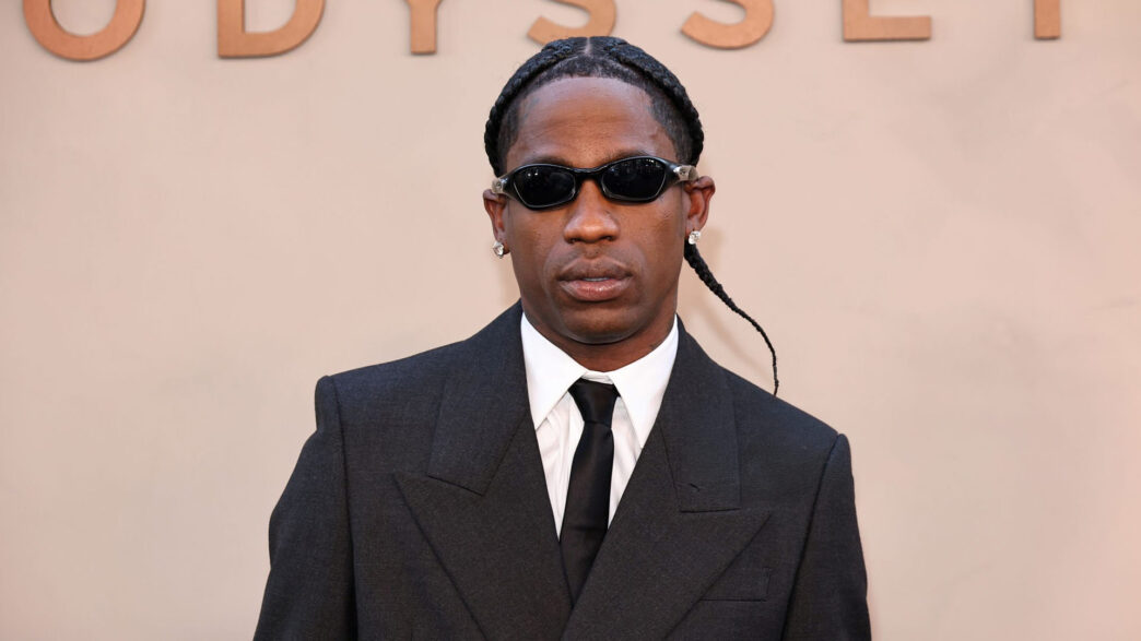 Travis Scott asiste al estreno en Nueva York de «The Odyssey» en el AMC Lincoln Square Theater el 14 de julio de 2026 en la ciudad de Nueva York.