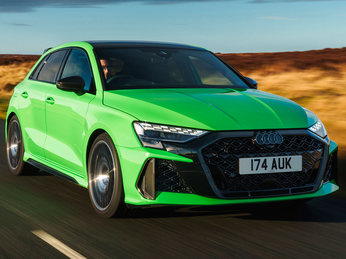 Audi RS3 verde