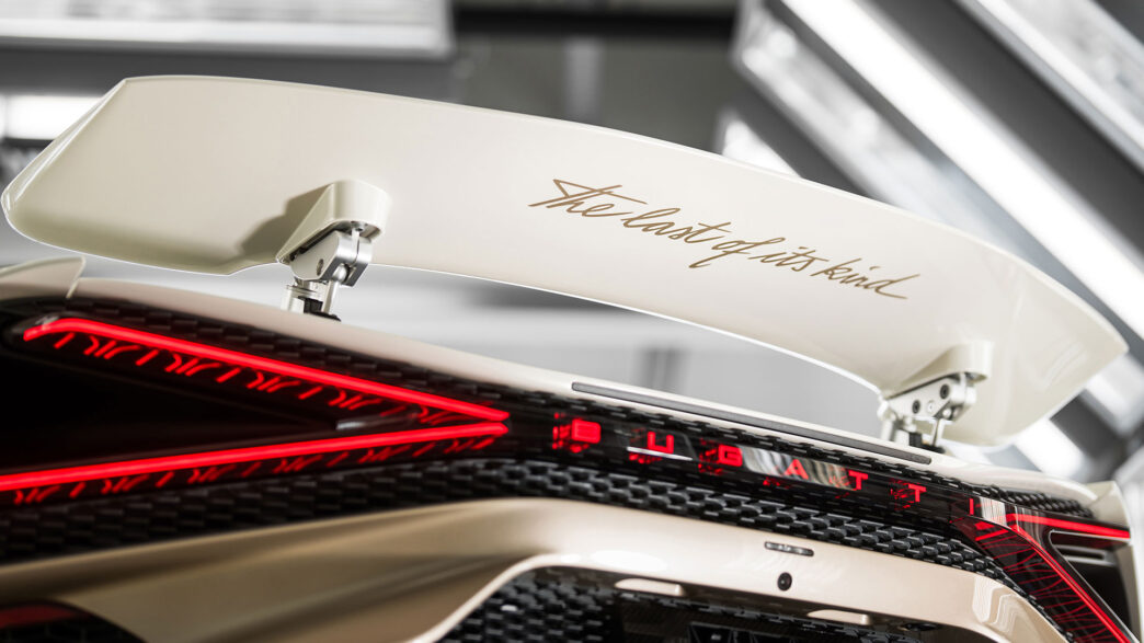 Bugatti Mistral detalle alerón