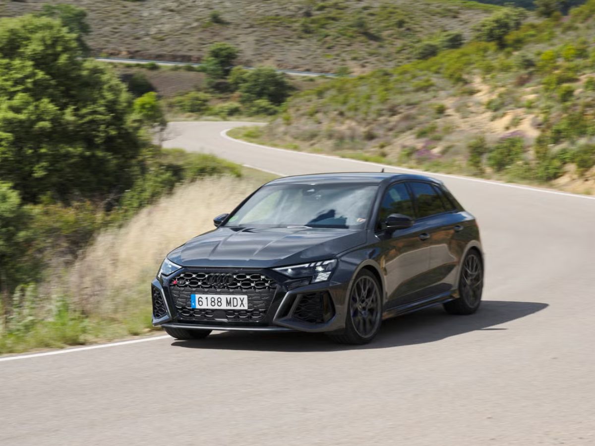 Audi RS3 oscuro