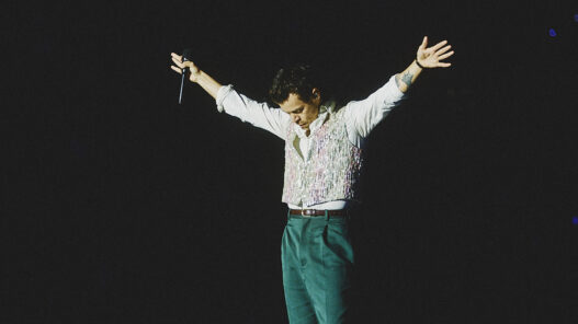 Harry Styles vestido de Dior en concierto México agosto 2026