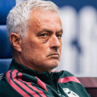 Los coches de José Mourinho: aunque empezó conduciendo un modelo de apenas 3.000 euros hoy su garaje ronda los 380.000 José Mourinho antes del partido amistoso entre el FC Schalke 04 y el Real Madrid en el Veltins Arena de Gelsenkirchen 16 de agosto de 2026