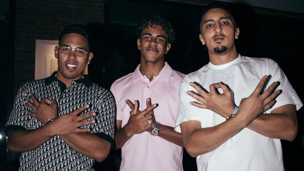 Lamine Yamal junto a 2 amigos en su fiesta de 19 cumpleaños Pink Party