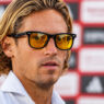 Marcos Llorente usa gafas con cristales amarillos para protegerse de la iluminación