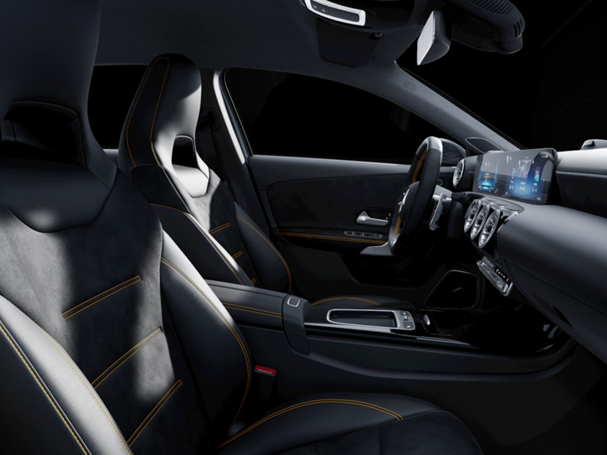 interior del Mercedes-AMG A 45 S 4MATIC+