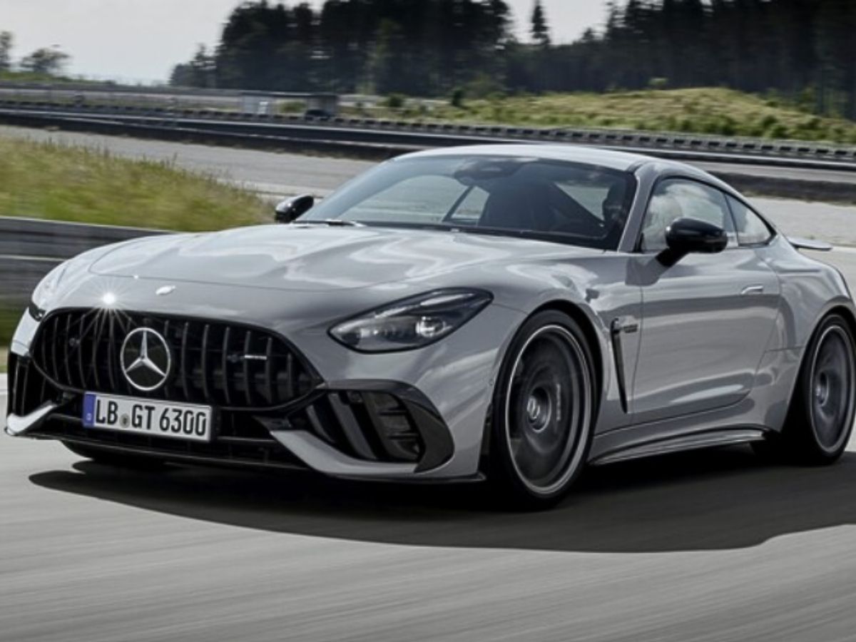 Modelo Mercedes-AMG GT gris