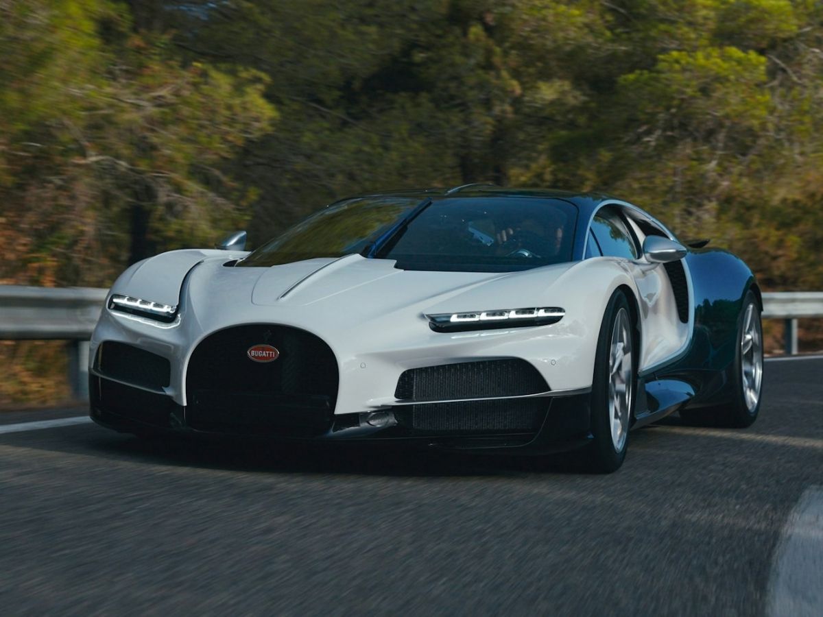 Imagen del Bugatti Tourbillon rodando