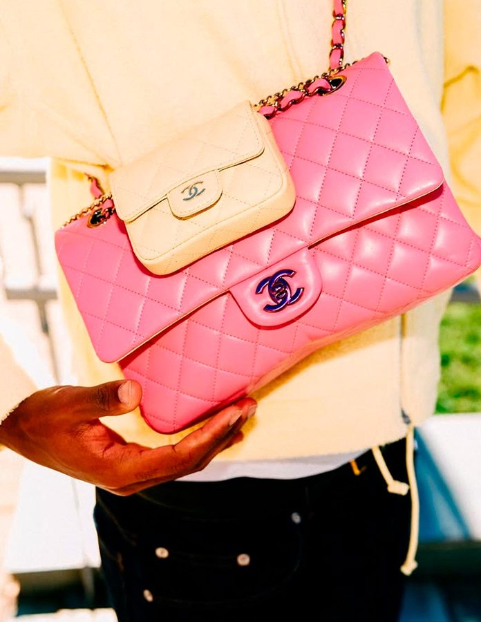 bolso Chanel rosa Lamine Yamal