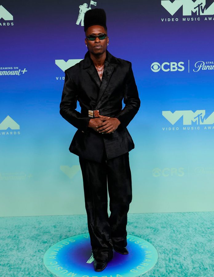 Lucky Daye hombres mejor vestidos de los VMAs 2026