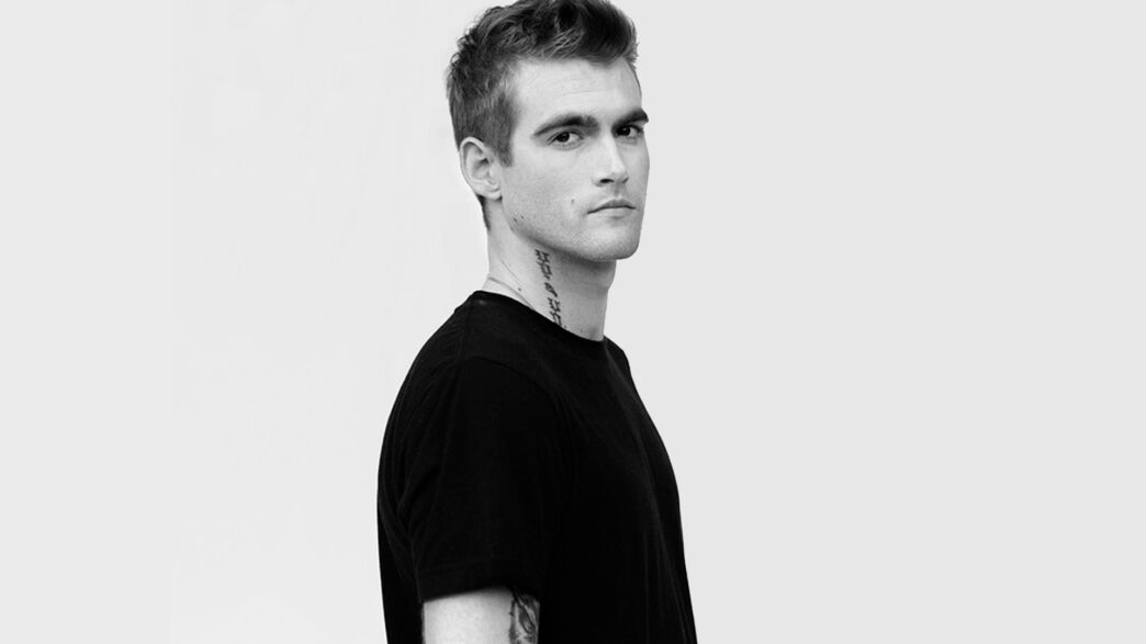 retrato del modelo Presley Gerber en blanco y negro