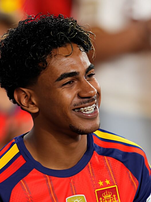 Imagen de Lamine Yamal con la camiseta de la Selección Española