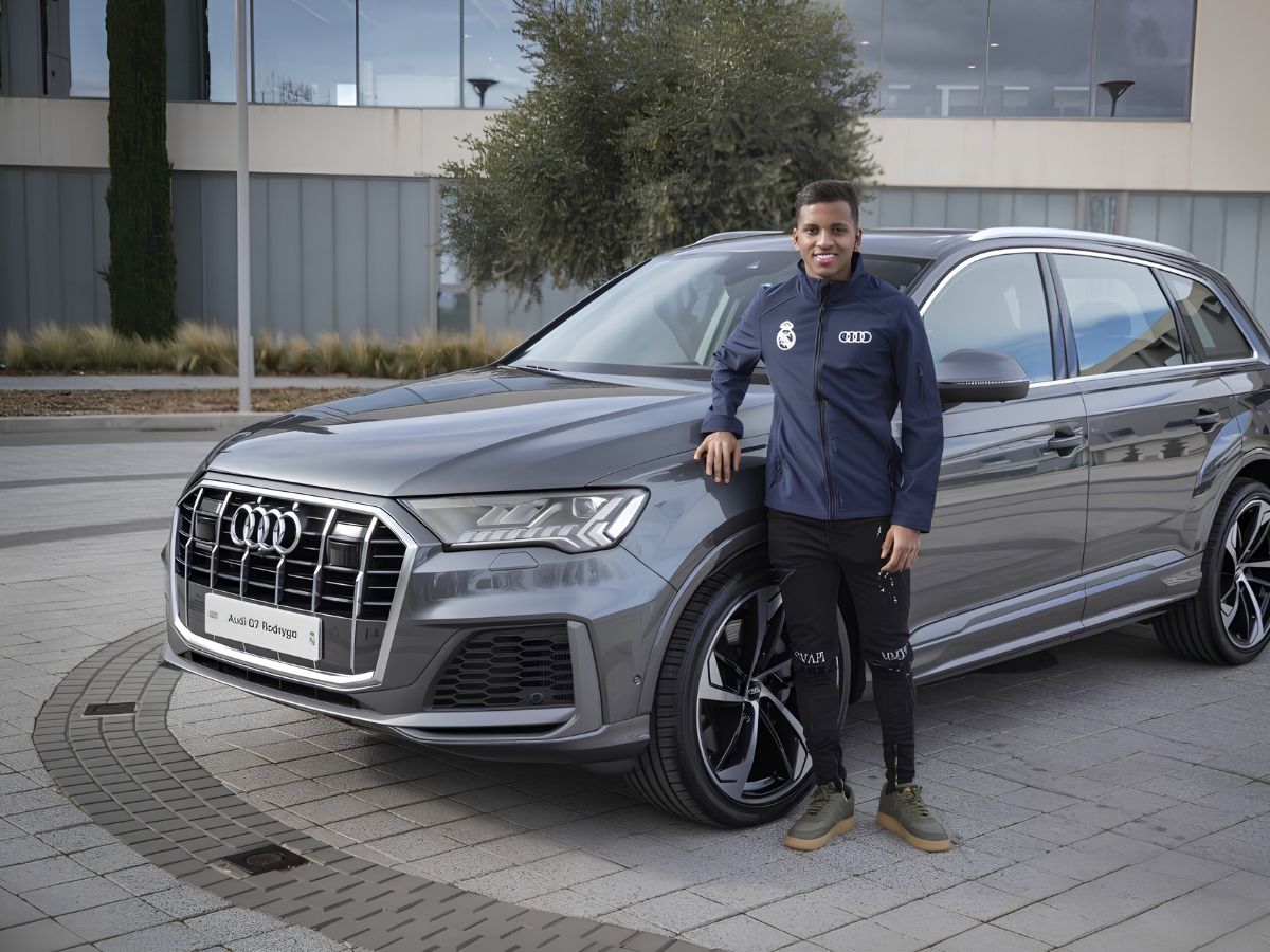 Foto de Rodrygo con su Audi Q7, el primer coche como jugador del Real Madrid