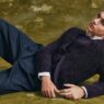 Fernando Líndez vestido de Emporio Armani sesión de fotos Rísbel Magazine otoño 2026