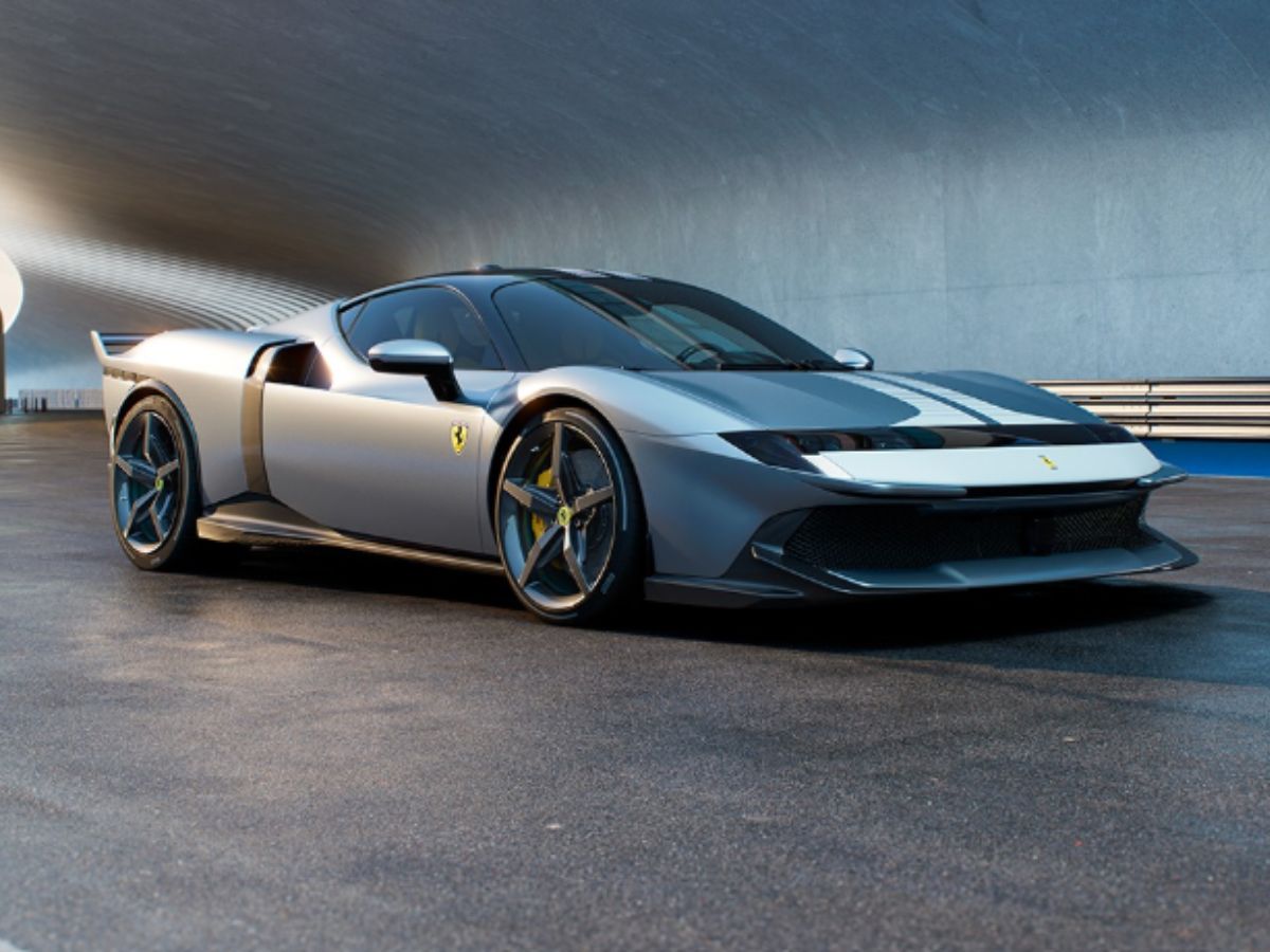 Imagen del Ferrari 849 Testarossa en acabado Asseto Fiorano en pista