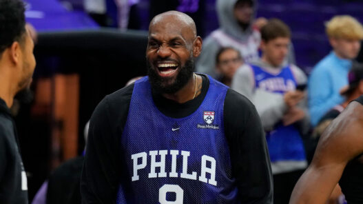 LeBron James 76ers Filadelfia 03 de octubre de 2026