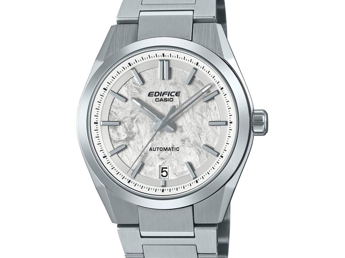 Casio Edifice EFK-100D-7A automático de 39 mm con esfera blanca con textura de carbono y brazalete de acero