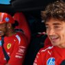 Charles Leclerc y Lewis Hamilton probando el Ferrari 12Cilindri Manuale en Fiorano