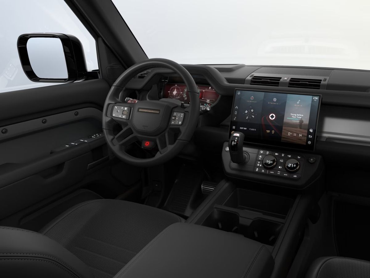 Foto del interior del Land Rover Defender OCTA