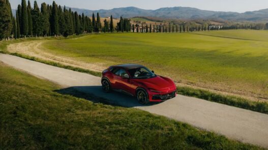 Imagen del nuevo Ferrari Purosangue Handling Speciale