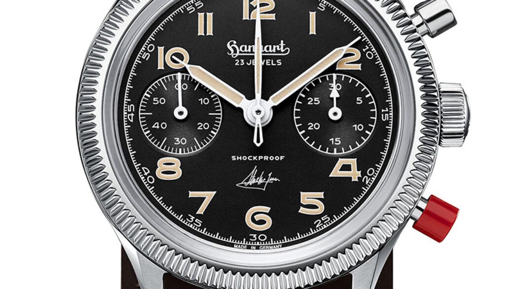 Hanhart 417 ES Steve McQueen Limited Edition No.1, cronógrafo de acero de 39 mm con esfera negra, pulsador rojo y correa de cuero marrón