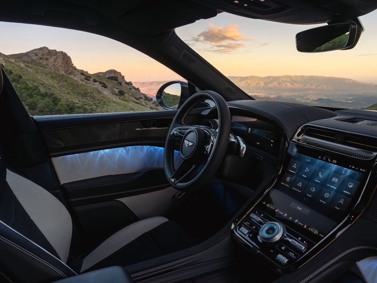 Imagen del interior del Bentley Torcal eléctrico