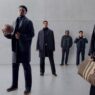 Carlos Espí, Aurélien Tchouaméni, Jude Bellingham, Yan Diomande, Arda Güler y Eduardo Camavinga con la colección Louis Vuitton x Real Madrid 2026-27